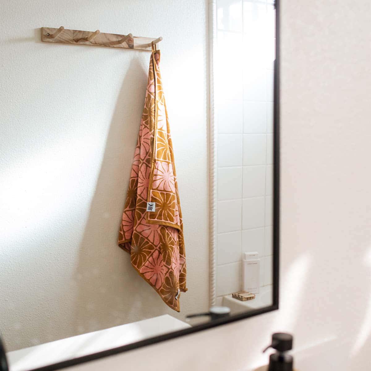 Groovy Flowers Bath Towel - Trek Light